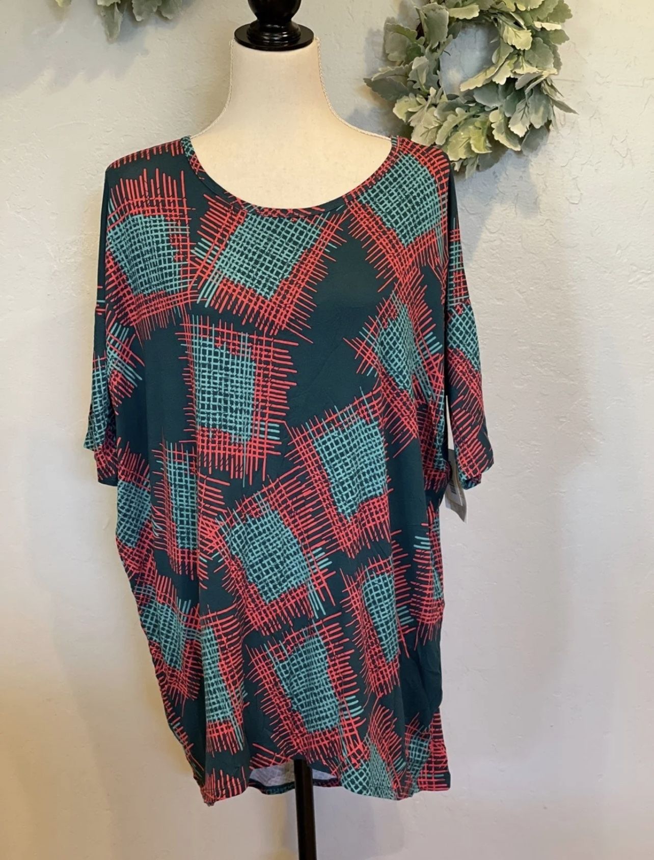 LuLaroe Tops Bundle (3) Size M
