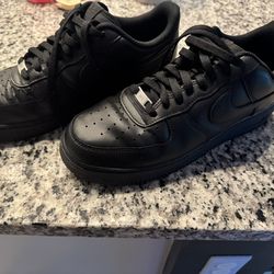 MENS NIKE AIR FORCE ONES!