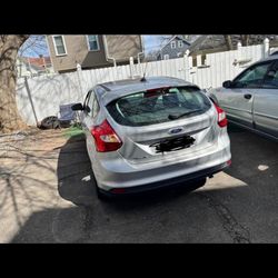 Ford Focus hatchback 2014