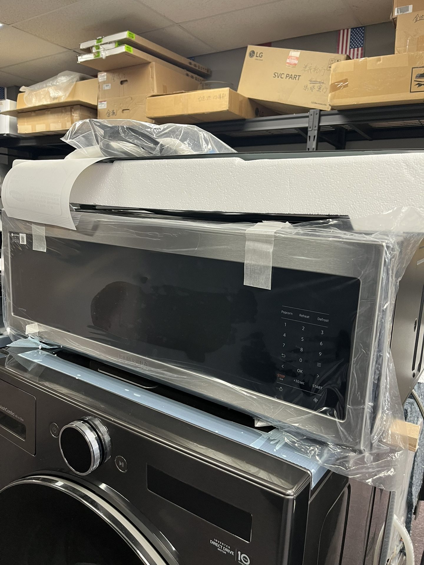 Promoting Low Profile Microwave 30’ Samsung Brand New Stainless Steel