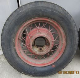 1935 Ford 16" inch wire wheels