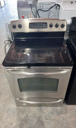GE Stainless Electric Range – Smooth Top, Tested