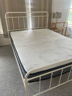 Queen Mattress on Great Conditions