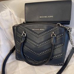 Michael Kors Purse And Wallet 