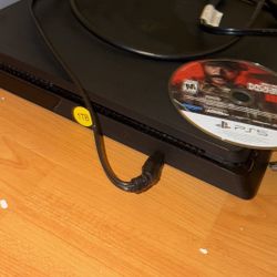 ps4 almost brand new used for 3 days