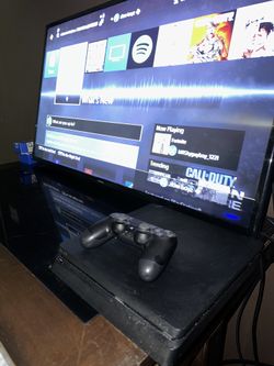 PS4 Slim 1tb And Samsung Tv