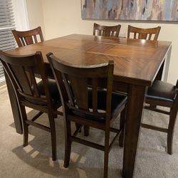 Dinning Table 6 Chairs 📦 MOVING 📦