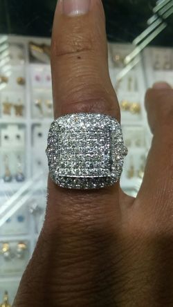 14k white gold diamond ring 6.8 grams 2.26 ct Diamonds