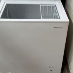 Freezer  $90 Bucks 