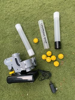 Lighting Bolt Pro Lightweight & Portable Automatic Pitching Machine w/ 7 Balls