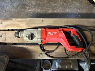 Milwaukee Corded Rotary Hammer Drill