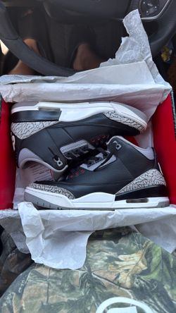 Jordan 3 Black Cement size 9.5