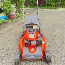 Husqvarna Lawnmower Start At First Pull AWD Self Propelled Everything Works 