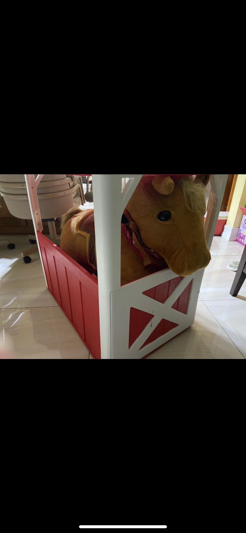 STABLE BUDDIES Chestnut Ride on Pony Kids Ride On Horse With Stable Barn 6V Missing Charger Like New Unsure If Needs Battery Replacement
