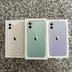 3 iphone 11 64GB unlocked  Excellent Condition Like New 