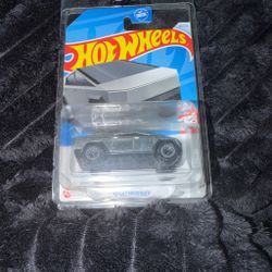 Tesla Cybertruck hotwheels car