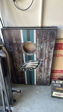 EAGLES CORNHOLE