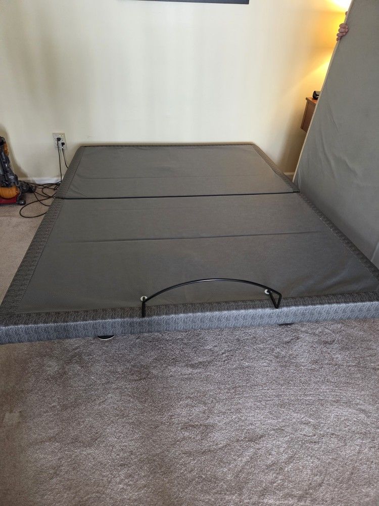 Saatva Adjustable Base Plus, Queen