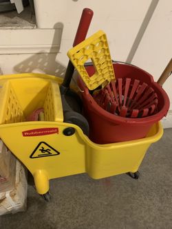 Rubbermaid Commercial Mop Bucket