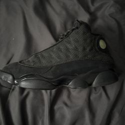 Black cat jordan 13
