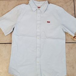 New Levis Boys Shirt. Size Large 