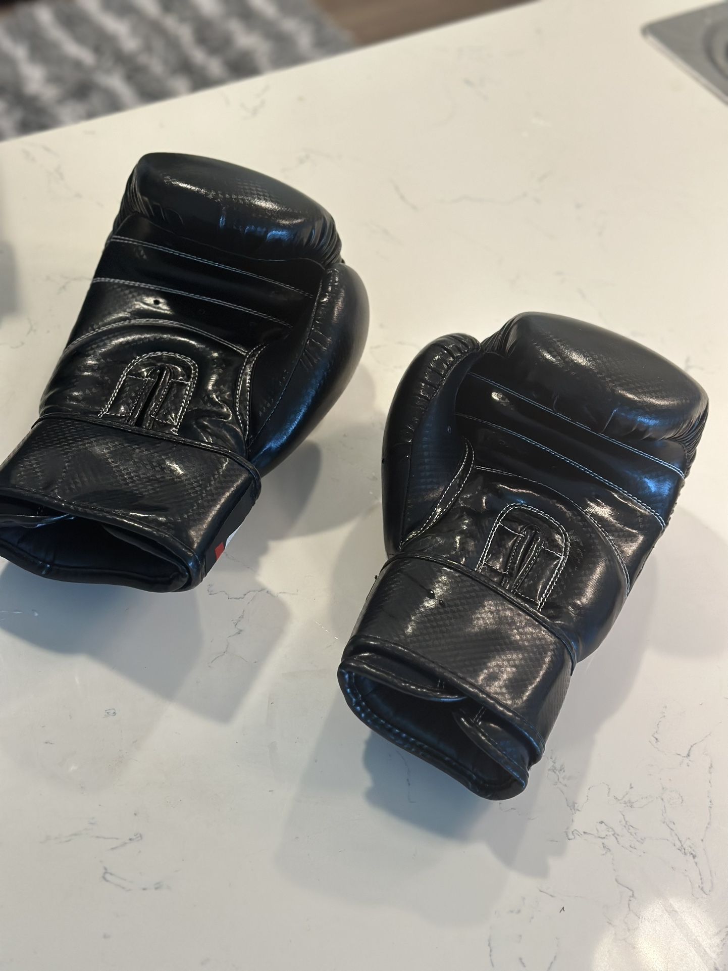 14oz. UFC Boxing Gloves