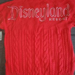 BRAND NEW DISNEYLAND JERSEY STILL HAS TAGS ON..SE HABLA ESPANOL..CHECK OUT MY PAGE FOR MORE..