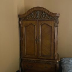 Armoire