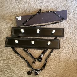 WOODEN 3 PEG HANGERS - TOTAL OF 3 HANGERS