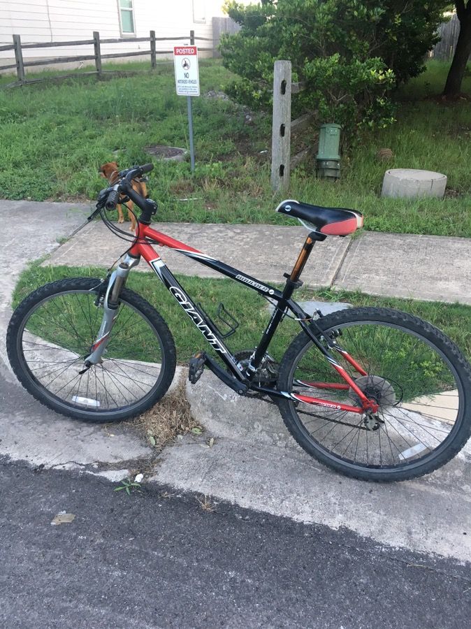 Giant Boulder Mountain bike