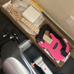 ZENY Guitar pink
