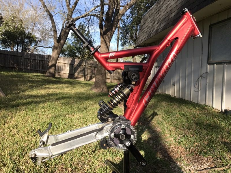 Chumba F5 DH mountain bike frame