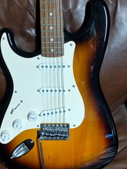 Fender Squire Affinity Left Hand Strat 