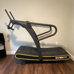 IN10CT Resistance Runner Manual Curved Wide Treadmill