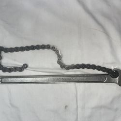 Blue Point 19" Chain 15" Handle Chain Wrench (CW15A)