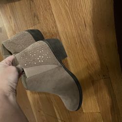 New Cute Girls Boots Size 2