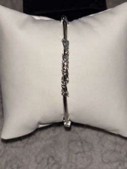 Silverton bangle bracelet