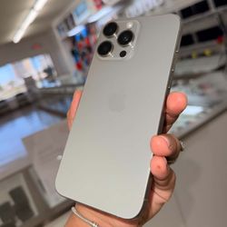iPhone 15 Pro Max 256gb Unlock