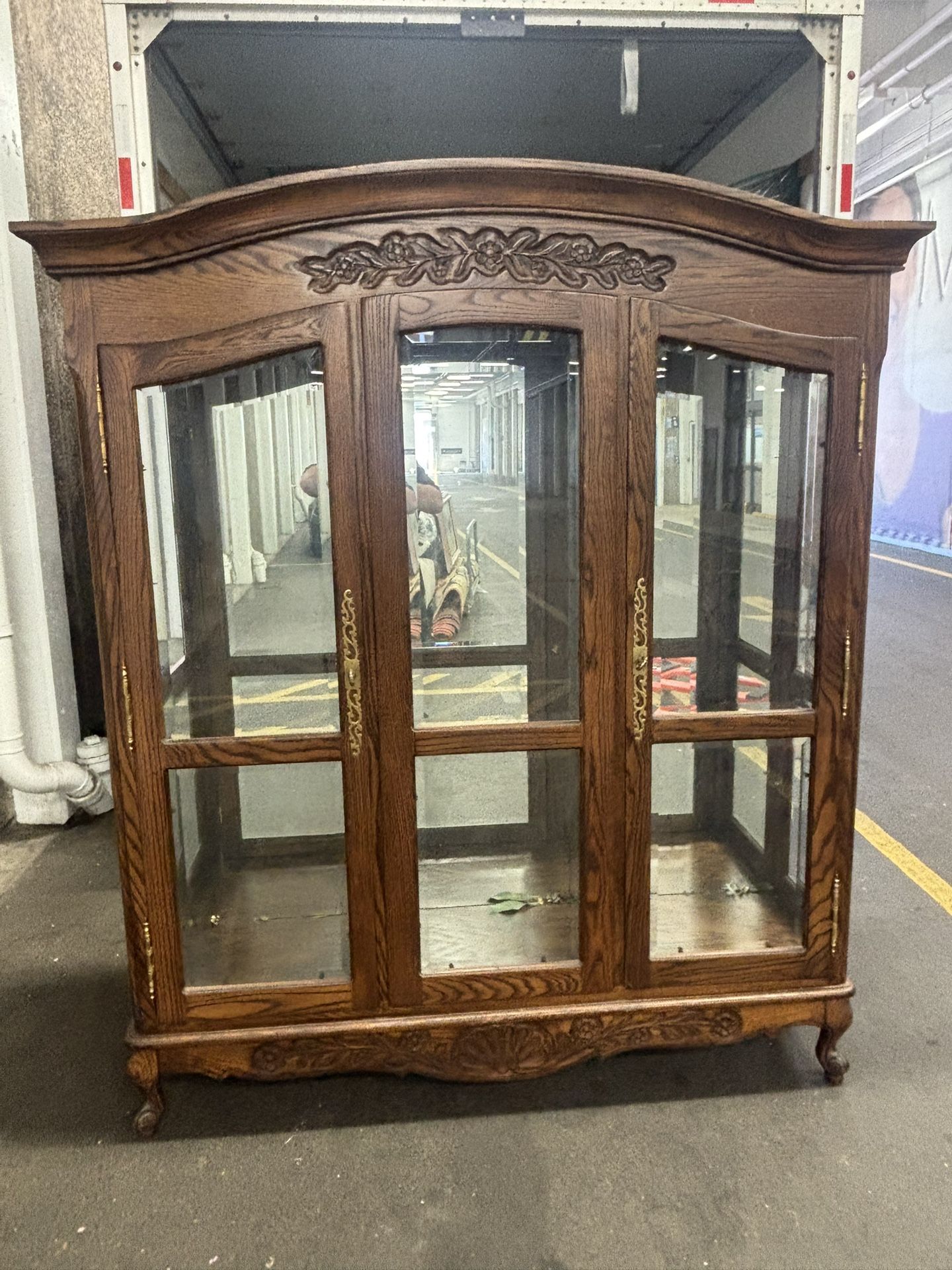 Armoire Hutch