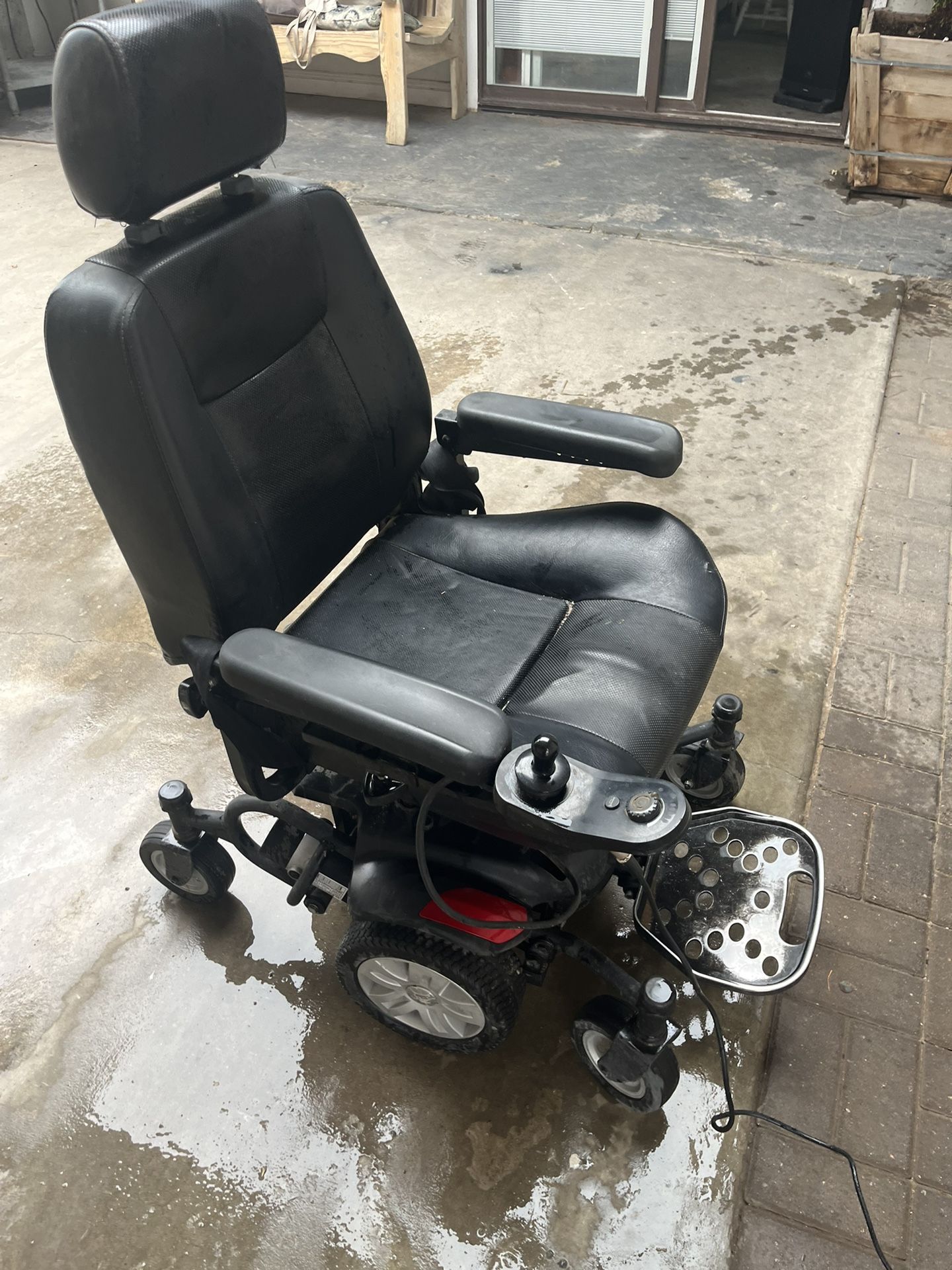 Electric Wheelchair