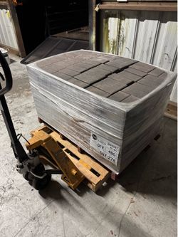 Pallet pavers
