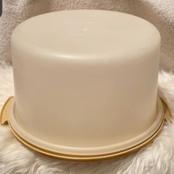 Vintage Tupperware cake keeper