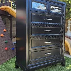 Black Dresser