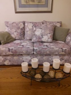 Like new coach & love seat