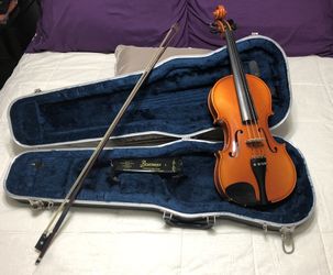 Violin with case; size 4 x 4