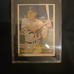 1957 Topps Gil Hodges #80