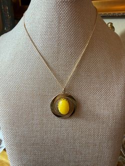 Gold-Tone Pendant Necklace with Yellow Cabochon