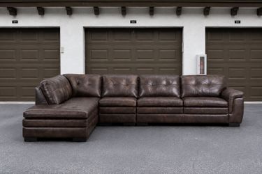 🛋️ Sectional Sofa/Couch - Brown - Leather - Delivery Available 🚛
