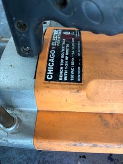 BENCH TOP ROUTER:  1-3/4 HP ROUTER