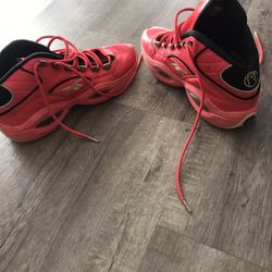 Mens Reebok Question Mid Basketball Shoes Hot Ones Size 10 Red GV7093 Iverson